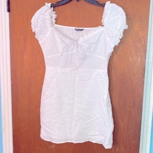 White SHEIN fitted top with ruffled sleeves